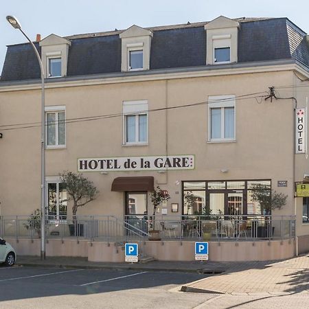 Hotel De La Gare Thouars Zewnętrze zdjęcie